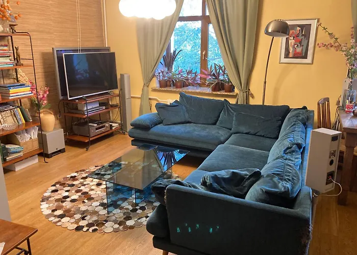 In The Centre With Free Gated Parking Ταλίν